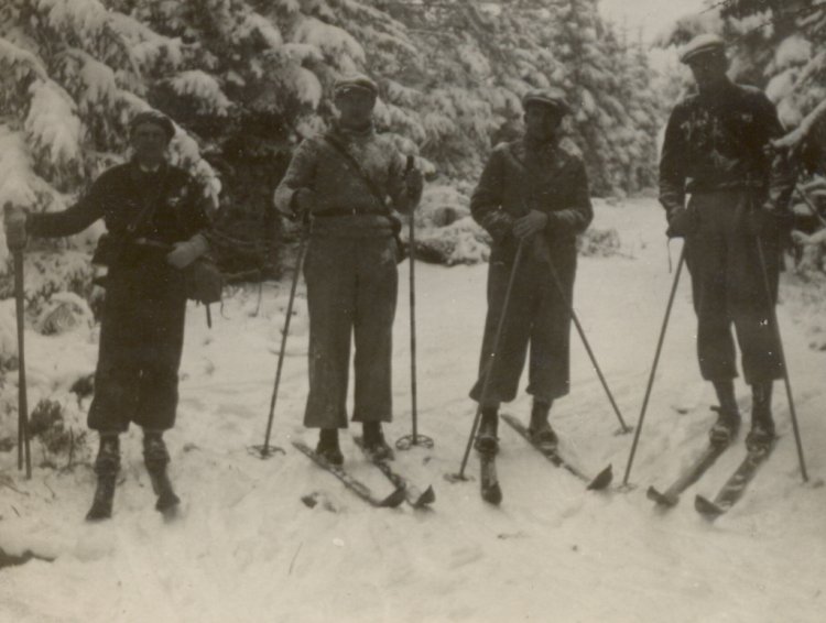 13.1.1935 hořovičtí na Slonovci