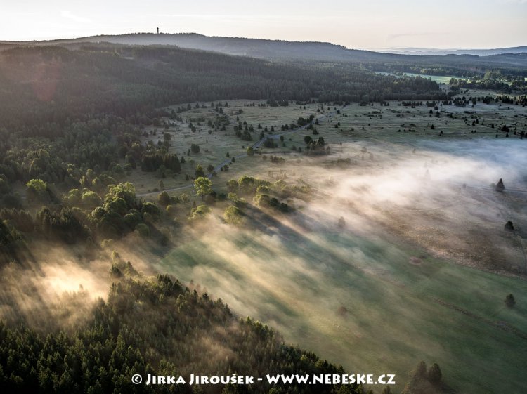 Padrťské pláně, na horizontu meteoradar