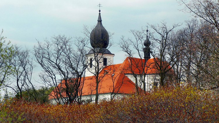 Kostel Povýšení sv. Kříže ve Starém Rožmitále