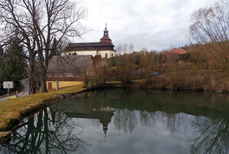 Z Komárova do Neřežína